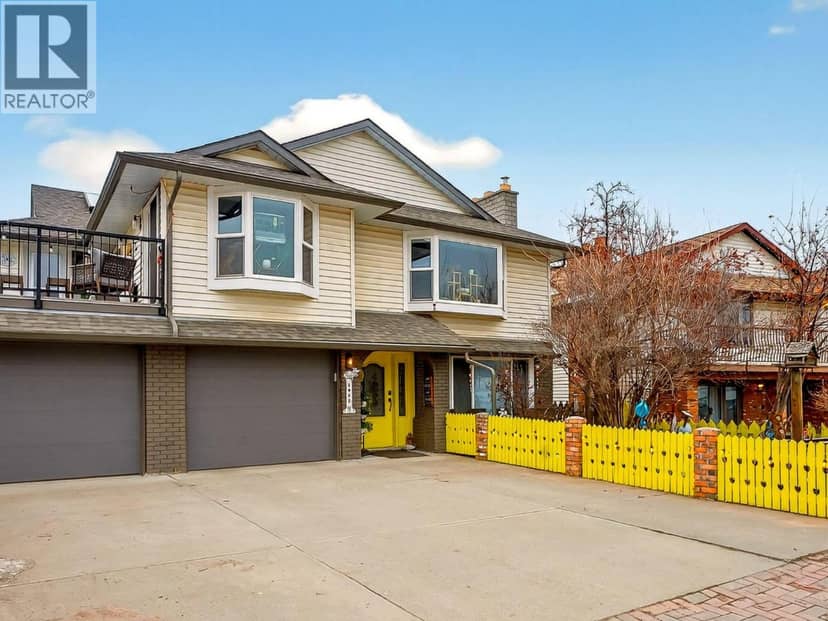 2952 Clapperton Avenue, Merritt