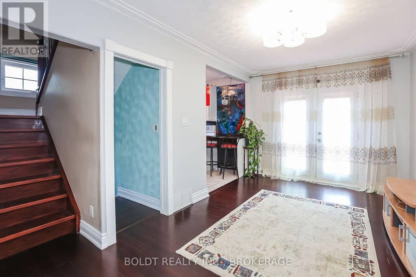 5060 Ontario Avenue — photo 6 of 40