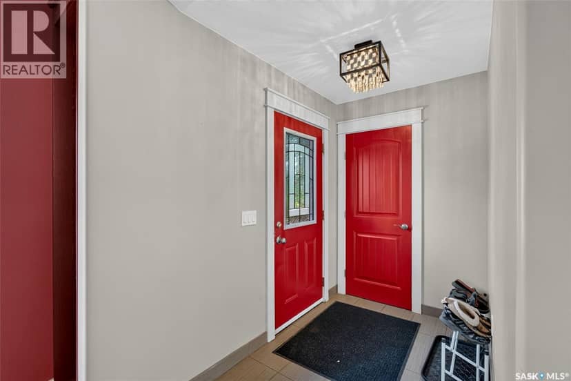 140 10th STREET — photo 8 of 40