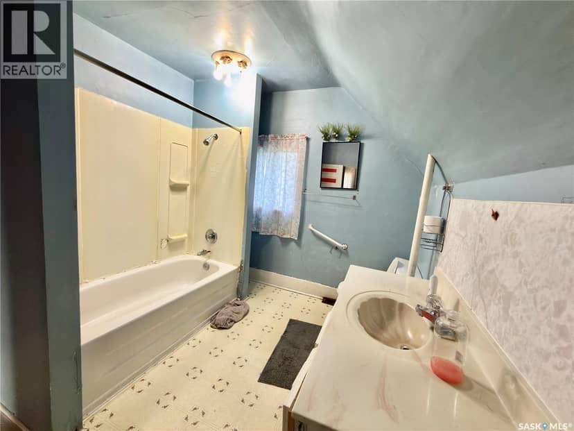 313 Grant AVENUE — photo 22 of 23