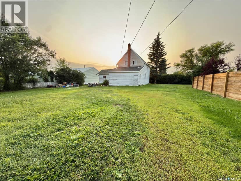 313 Grant AVENUE, Hanley, photo 3