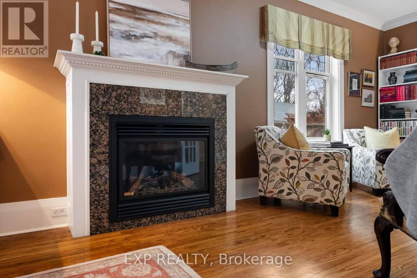 9 Wellington Street — photo 10 of 40
