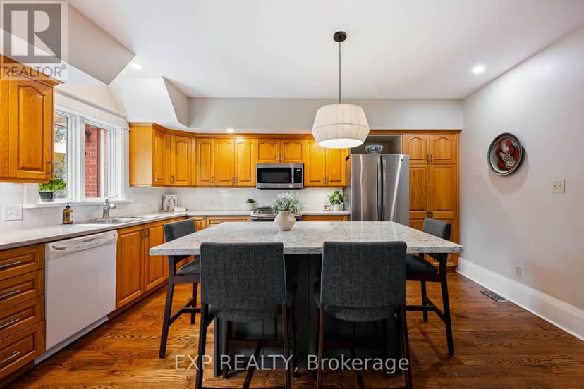 9 Wellington Street — photo 14 of 40