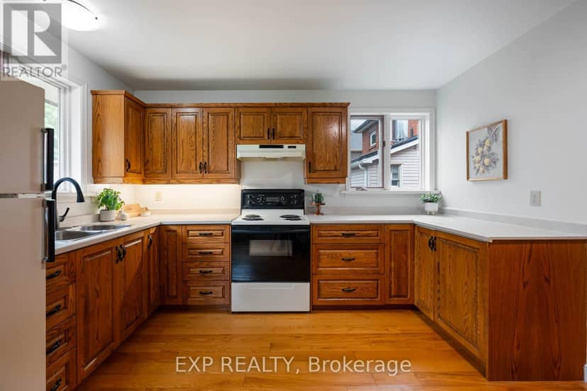 9 Wellington Street — photo 38 of 40