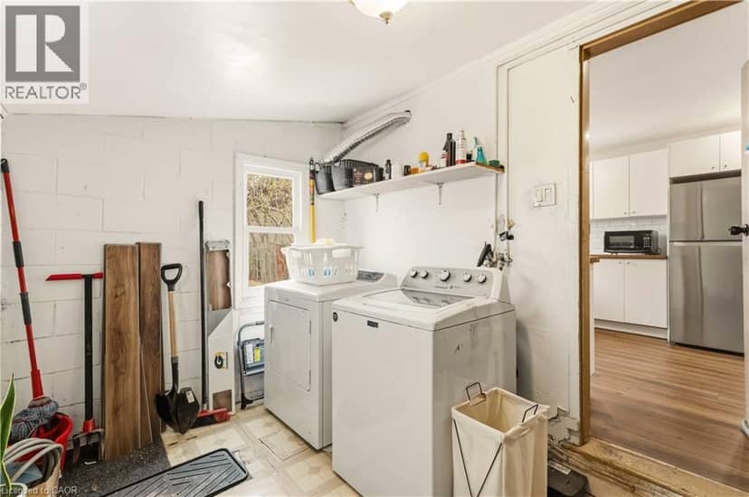 27 EDINBURGH Avenue — photo 16 of 24