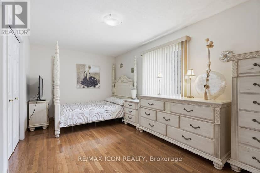 632 Thornwood Drive — photo 20 of 40