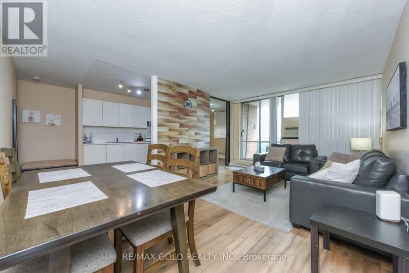 812 - 2645 Kipling Avenue — photo 19 of 30