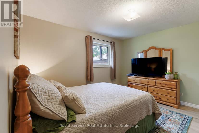 5171 White Road N — photo 28 of 40