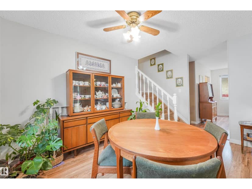 18611 57 AV NW — photo 12 of 40