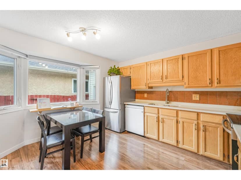 18611 57 AV NW — photo 17 of 40