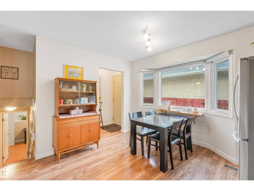 18611 57 AV NW — photo 20 of 40