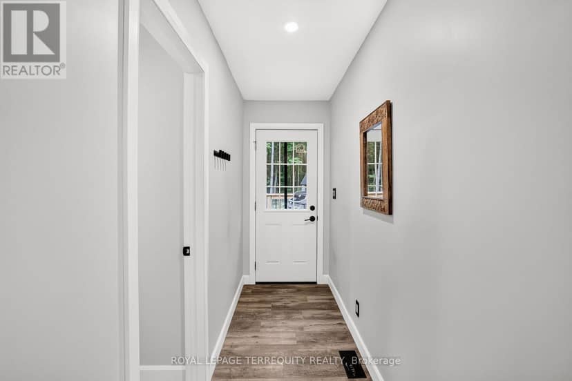 219 Station Road — photo 15 of 40