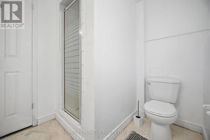 196 First St Louth — photo 38 of 40