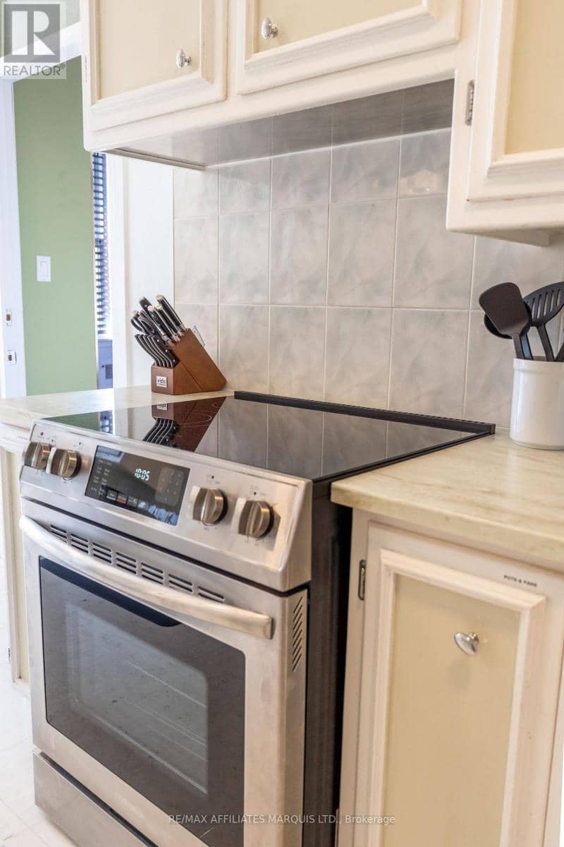217 Adolphus Street — photo 16 of 40