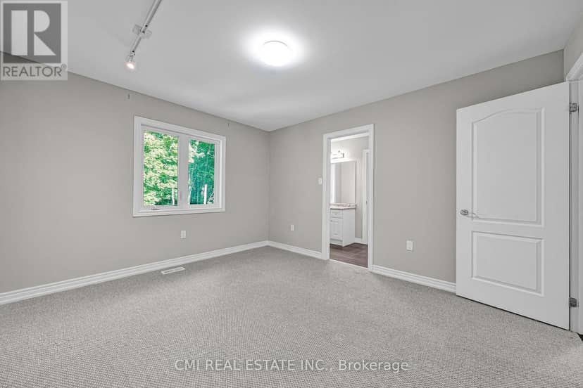 21 Scotia Road — photo 31 of 40