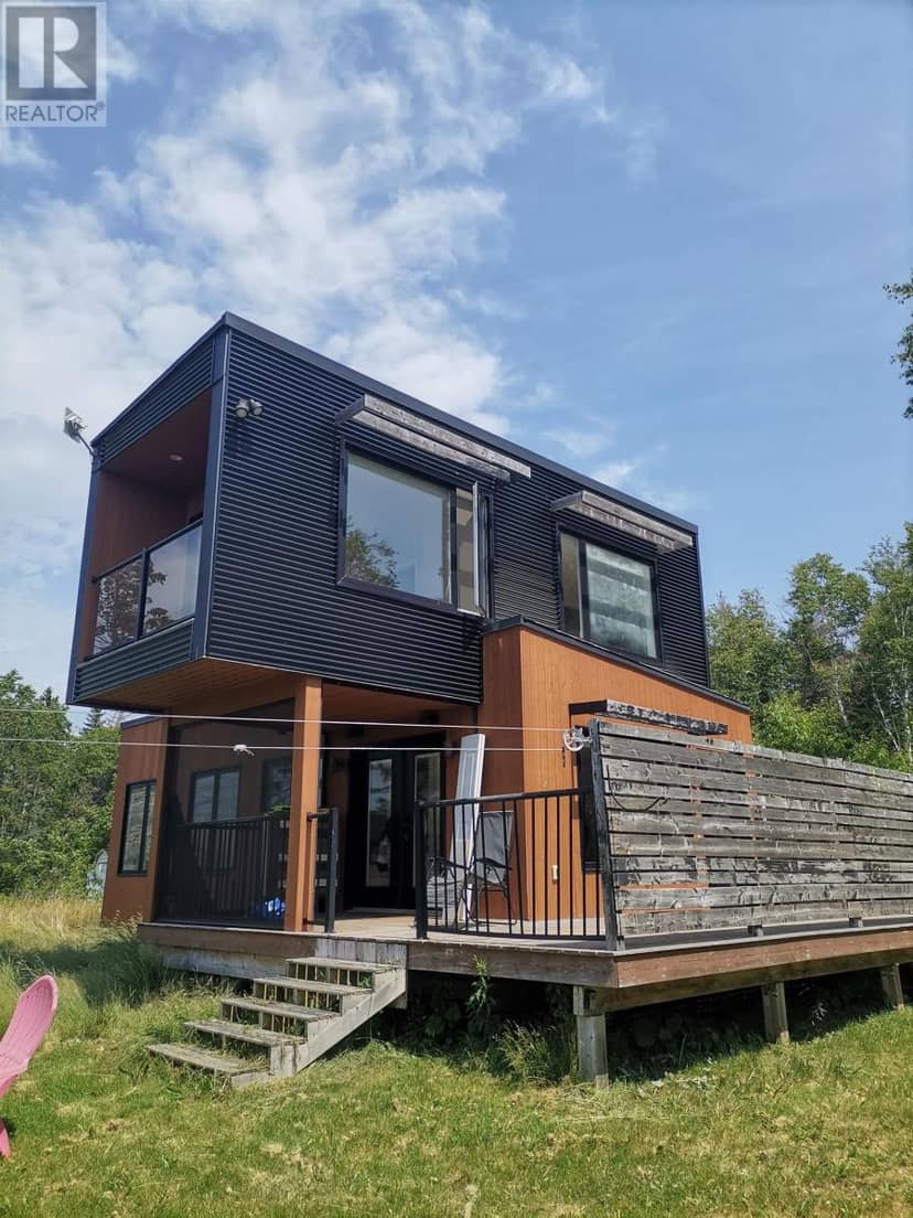 101 RIVERBANK Drive, Stratford, photo 2