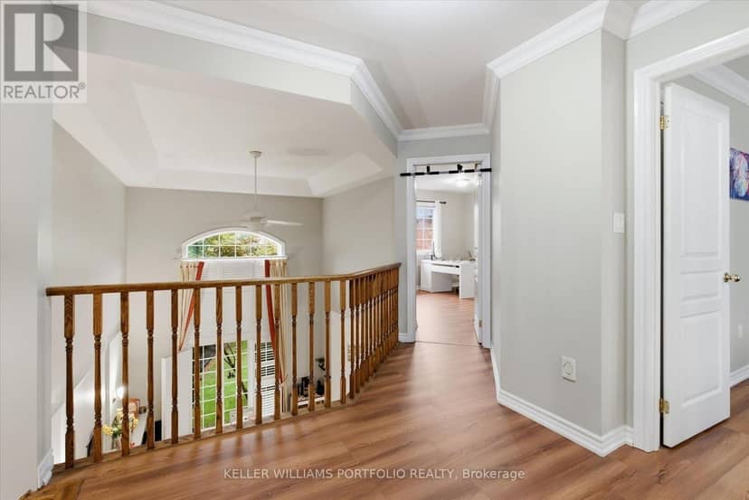 2153 Meadowglen Drive — photo 23 of 40