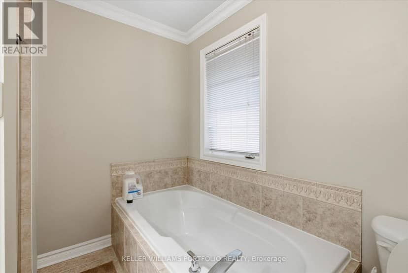 2153 Meadowglen Drive — photo 28 of 40