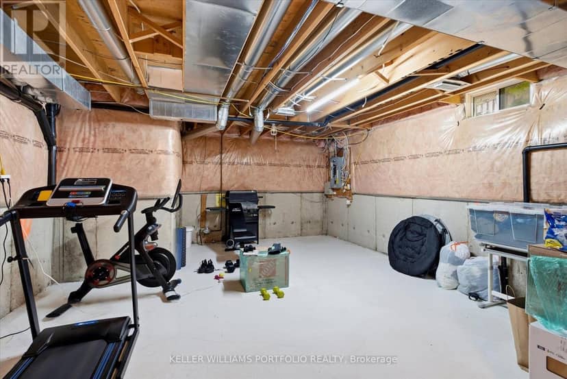 2153 Meadowglen Drive — photo 40 of 40