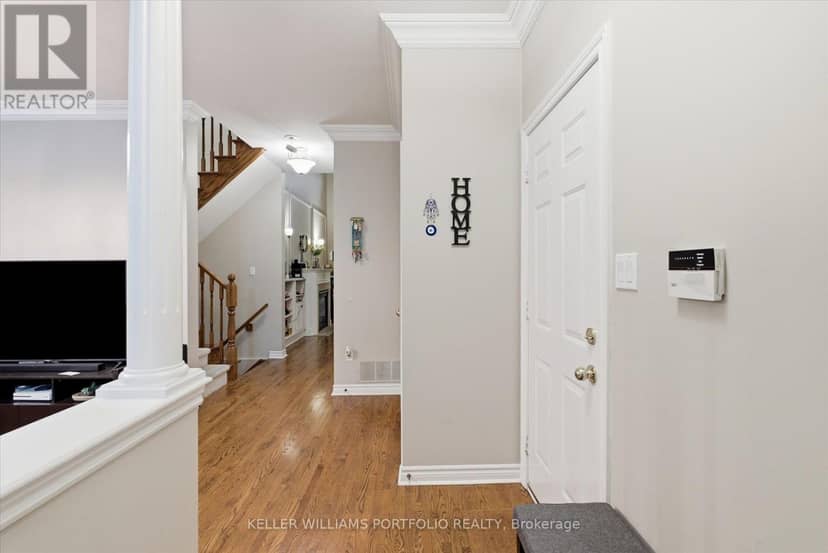 2153 Meadowglen Drive — photo 5 of 40