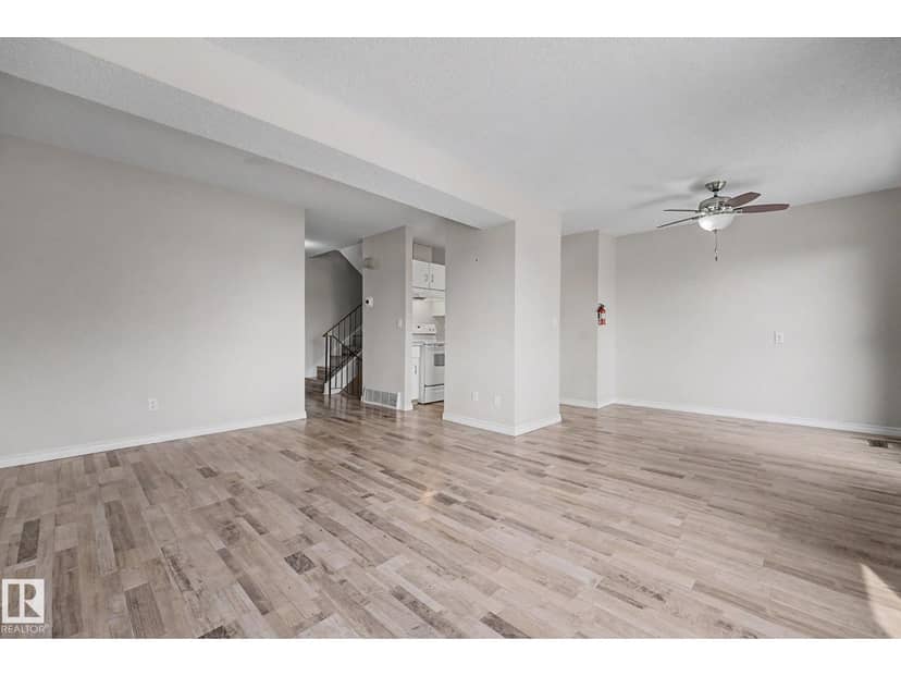 1096 Knottwood Rd E NW — photo 9 of 24