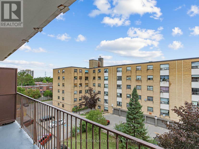 404 - 8 Kingsbridge Court — photo 25 of 25