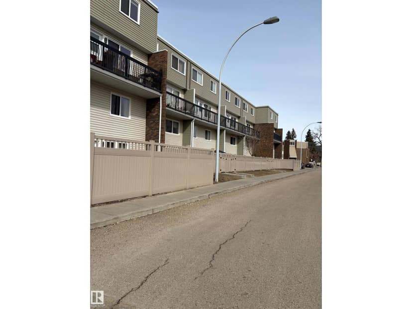 #108 7805 159 ST NW, Edmonton, photo 3
