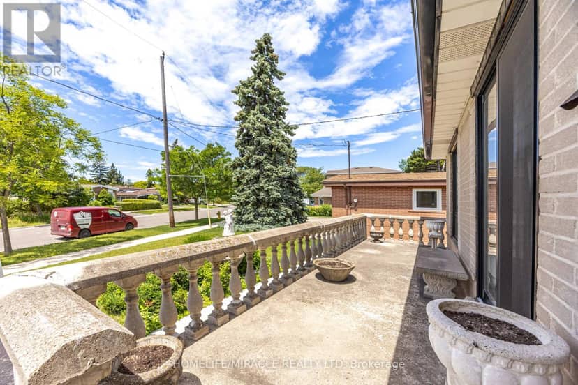 9 Wheatsheaf Crescent, Toronto, photo 5