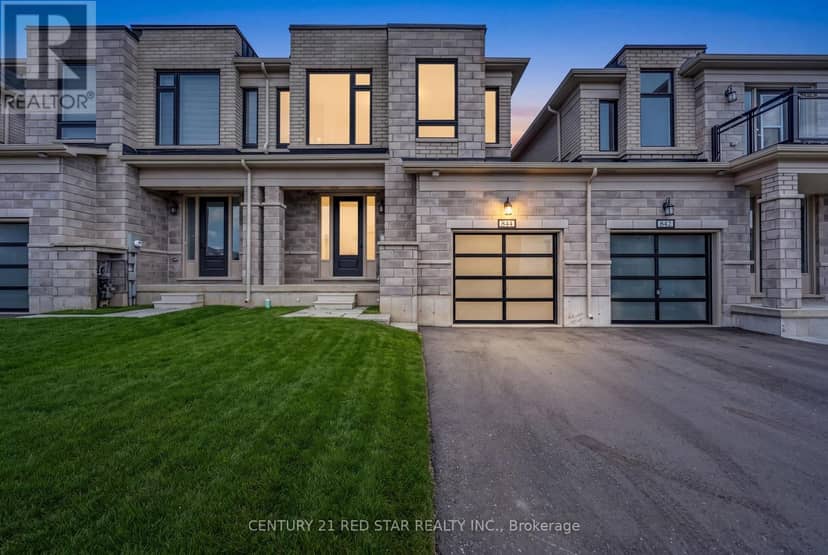844 Sobeski Avenue — photo 1 of 40
