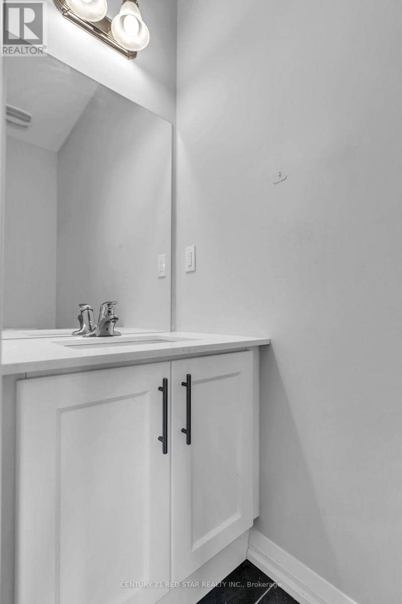 844 Sobeski Avenue — photo 24 of 40