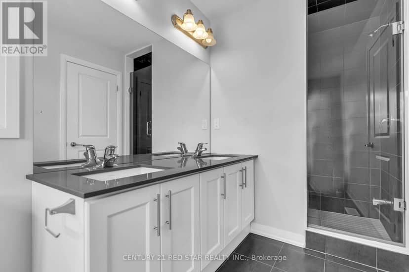 844 Sobeski Avenue — photo 33 of 40