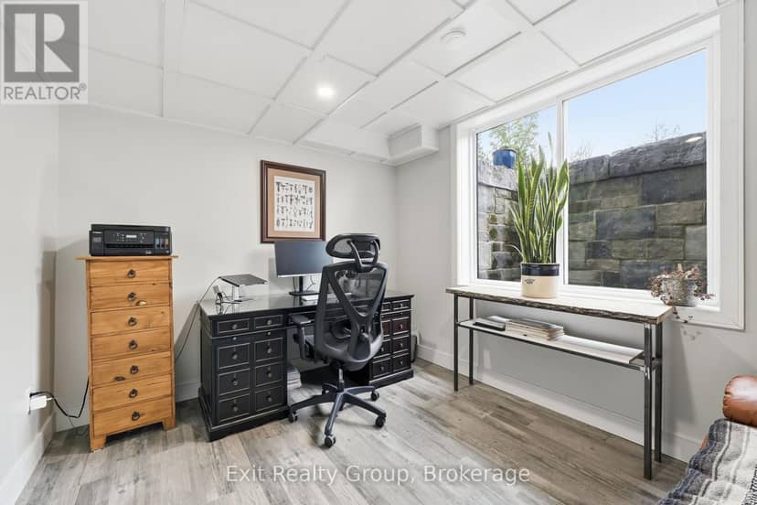 16 Newpierce Drive — photo 28 of 40