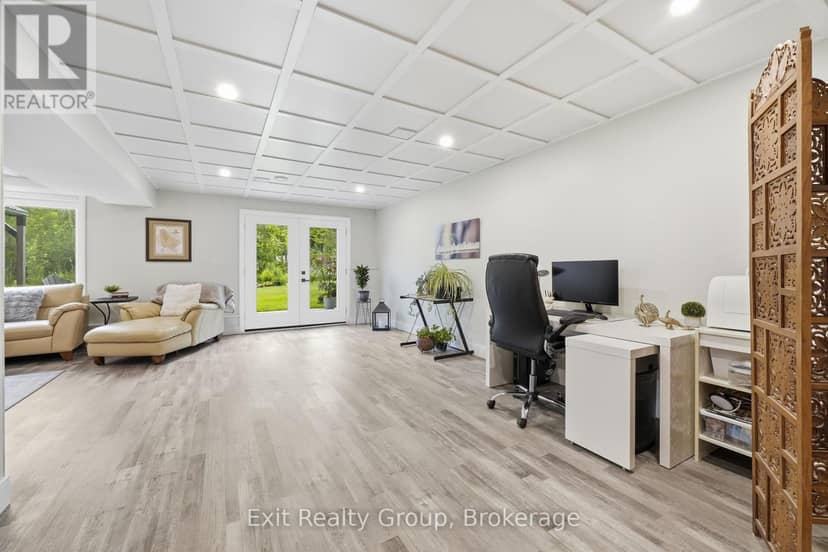 16 Newpierce Drive — photo 35 of 40