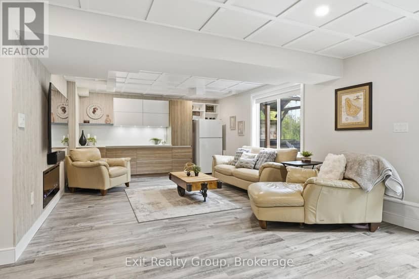 16 Newpierce Drive — photo 36 of 40