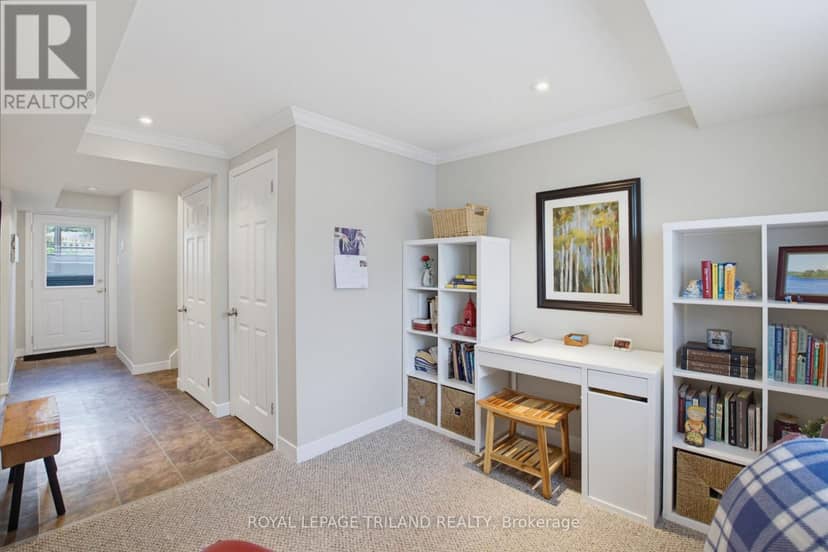 1463 Glenora Drive — photo 29 of 40