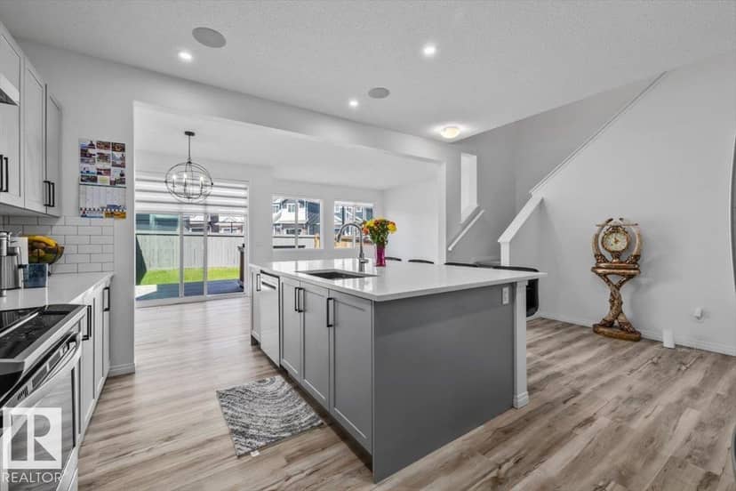 13118 208A ST NW, Edmonton, photo 3