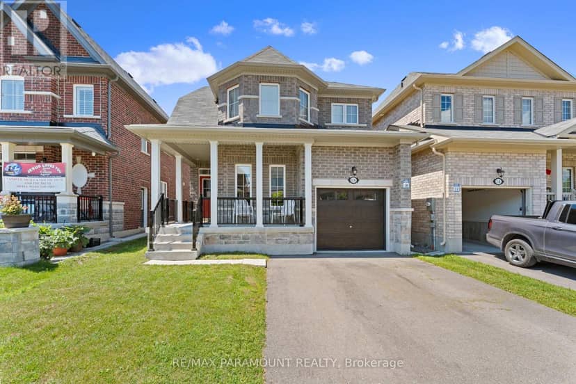 18 Tait Crescent — photo 1 of 33