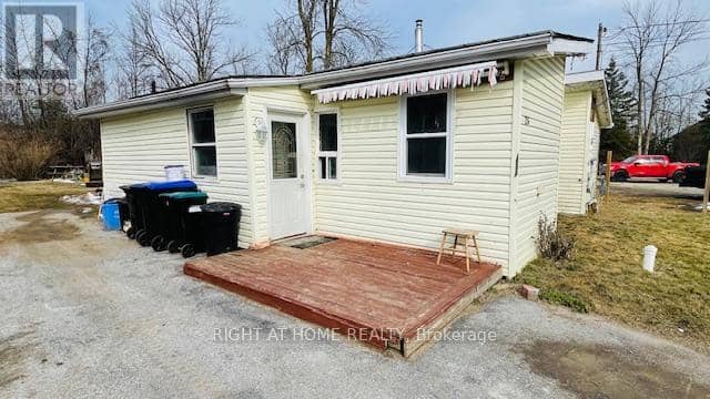 26 George Avenue — photo 2 of 12