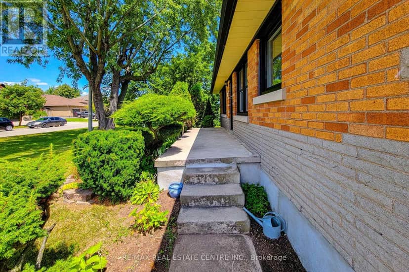 220 Winona Road, Hamilton, photo 7