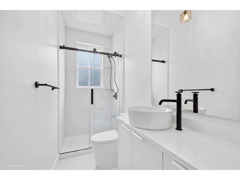 102 5642 144 ST STREET, Surrey, photo 8