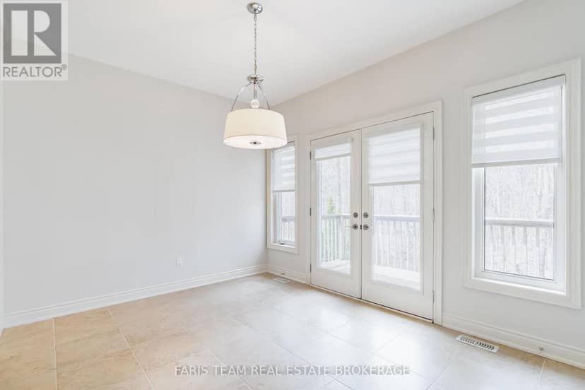 4 Diamond Valley Drive — photo 12 of 40