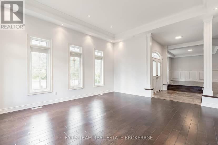 4 Diamond Valley Drive — photo 18 of 40