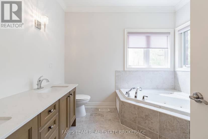 4 Diamond Valley Drive — photo 21 of 40