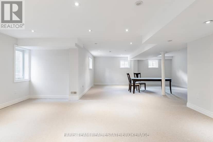 4 Diamond Valley Drive — photo 31 of 40