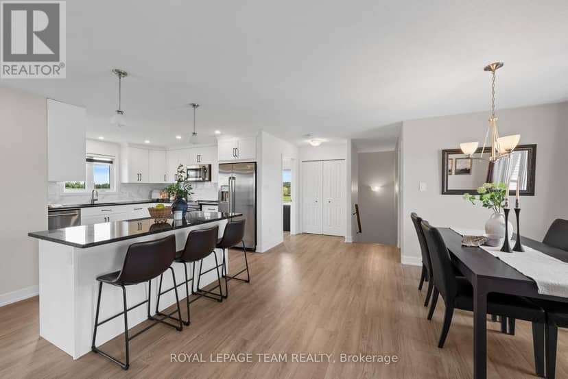 3572 Crosswind Crescent — photo 8 of 40