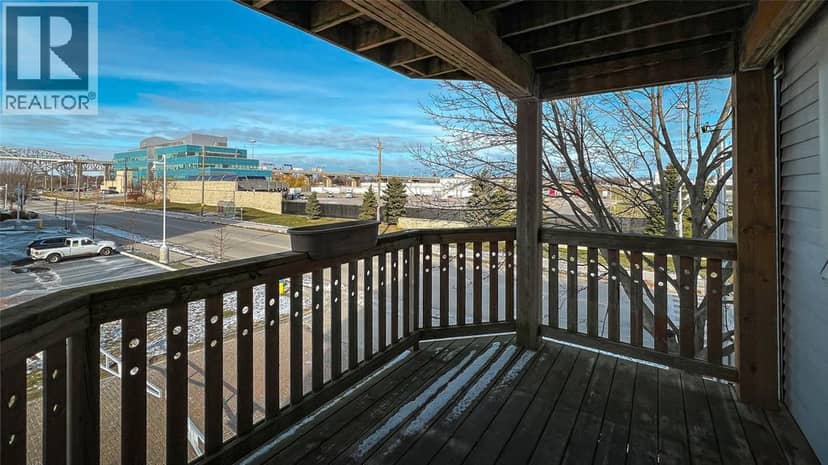 1520 VENETIAN BOULEVARD Unit# M-212, Point Edward, photo 6