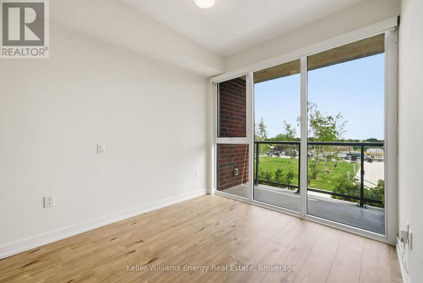 417 - 201 Brock Street S — photo 15 of 35