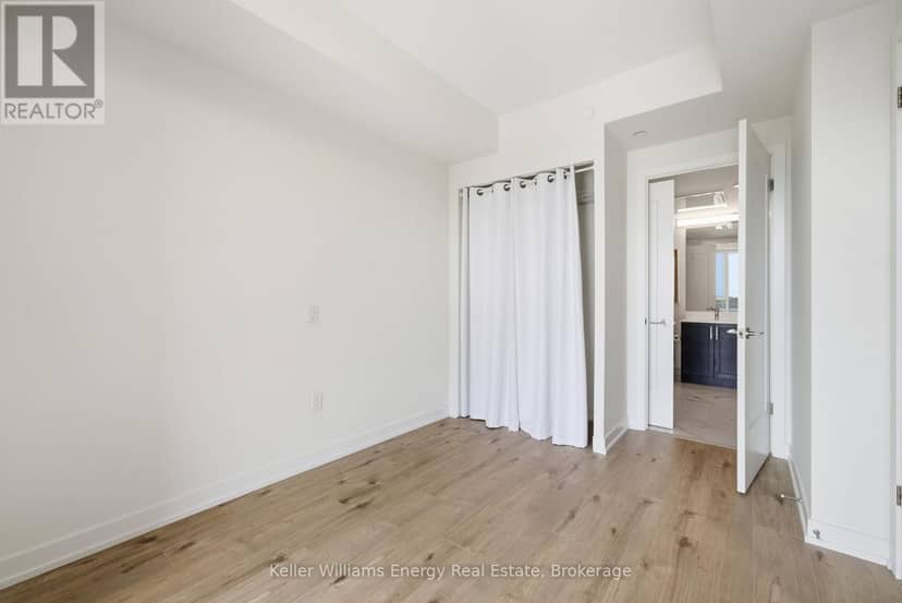 417 - 201 Brock Street S — photo 12 of 35