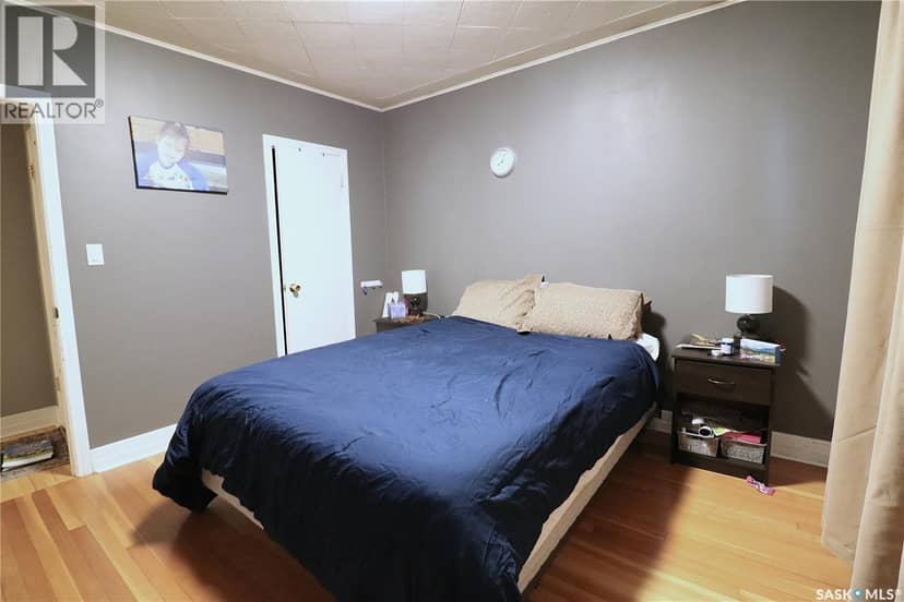 111 Henderson STREET — photo 15 of 40