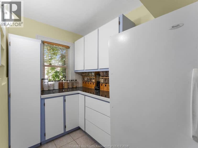 1794 Hall Avenue — photo 9 of 39